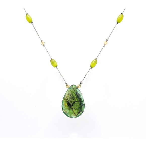 Liz Claiborne Jewelry - Liz Claiborne Green Cat Eye Necklace Teardrop Silver Beaded